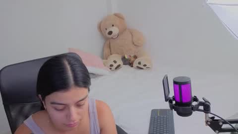 Juli C online show from 16, 12, 2025