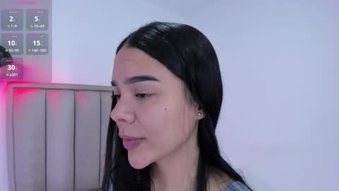 Snapshot of valery__nova chatting on 9, 9, 2025 Cris online show from 9, 9, 2025