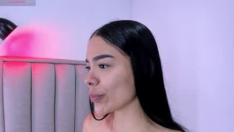 Cris  online show from 5, 4, 2026