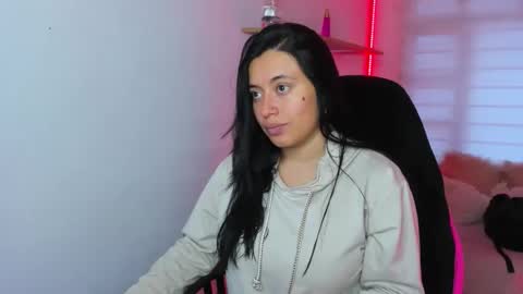 valery_bonnet1 online show from 28, 11, 2025