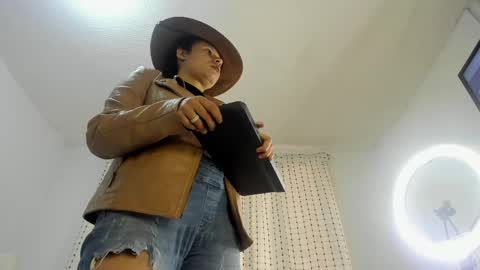 Snapshot of valery_hot692 chatting on 7, 6, 2026 valery_hot692 online show from 7, 6, 2026