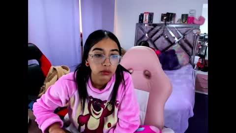 Snapshot of valery_taylor_1 chatting on 21, 5, 2026 valery online show from 21, 5, 2026