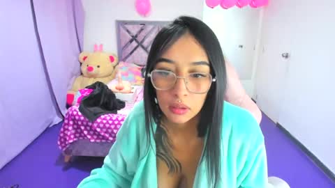 Snapshot of valery_taylor_1 chatting on 26, 6, 2026 valery online show from 26, 6, 2026