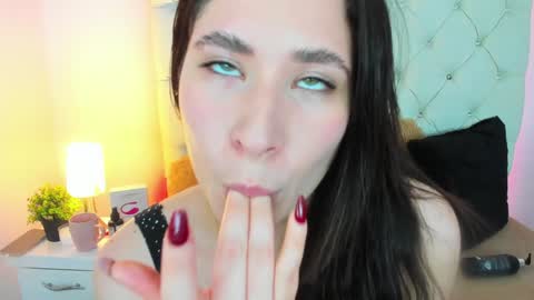 Snapshot of valeryfoxt chatting on 21, 12, 2024 valery online show from 21, 12, 2024