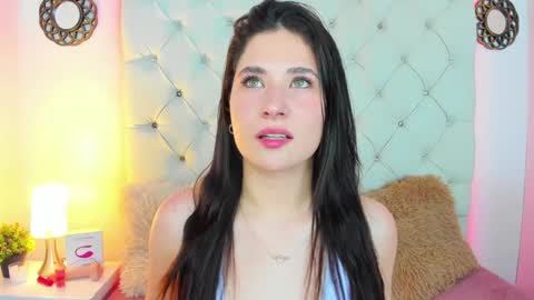 Snapshot of valeryfoxt chatting on 8, 1, 2025 valery online show from 8, 1, 2025