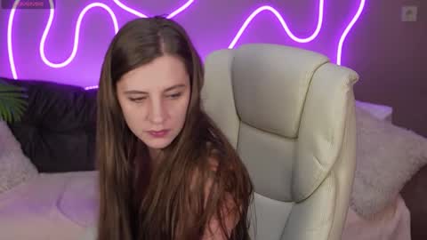 Snapshot of valerymurr chatting on 12, 10, 2025 V A L E R Y  M U R online show from 12, 10, 2025