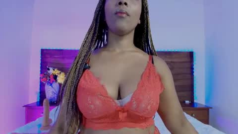 Snapshot of valeska_rousee chatting on 2, 6, 2026 Valeska online show from 2, 6, 2026