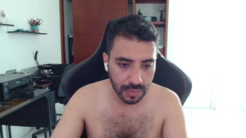 Snapshot of vallartamexi chatting on 5, 4, 2026 Roberto Carlos online show from 5, 4, 2026