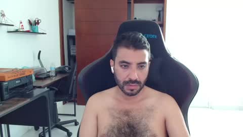 Snapshot of vallartamexi chatting on 2, 5, 2026 Roberto Carlos online show from 2, 5, 2026
