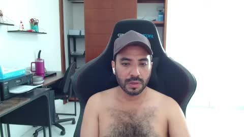 Snapshot of vallartamexi chatting on 15, 5, 2026 Roberto Carlos online show from 15, 5, 2026