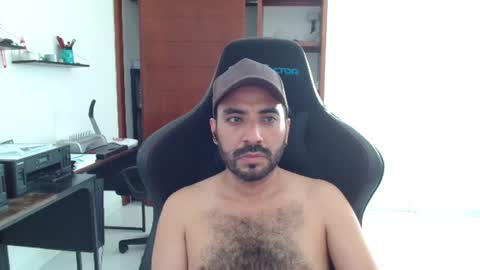 Snapshot of vallartamexi chatting on 25, 6, 2026 Roberto Carlos online show from 25, 6, 2026