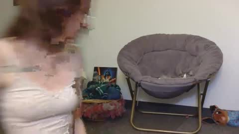 Snapshot of valleriestarr chatting on 6, 2, 2025 Vallerie Starr online show from 6, 2, 2025