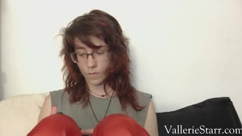 Snapshot of valleriestarr chatting on 15, 10, 2025 Vallerie Starr online show from 15, 10, 2025