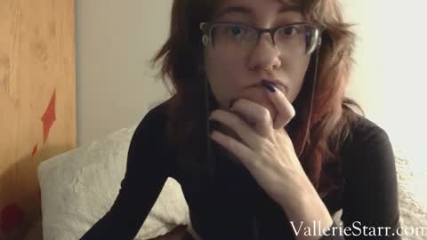 Snapshot of valleriestarr chatting on 5, 11, 2025 Vallerie Starr online show from 5, 11, 2025