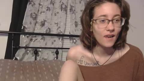 Snapshot of valleriestarr chatting on 14, 2, 2026 Vallerie Starr online show from 14, 2, 2026