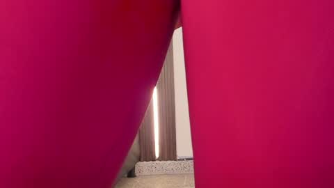 Snapshot of valloletsamar chatting on 24, 5, 2026 Vallolet Peach online show from 24, 5, 2026