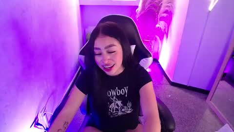 vallolett__ online show from 23, 2, 2026