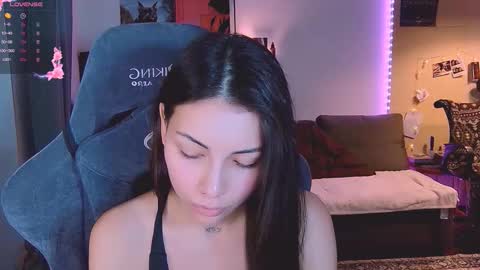 Little Devil online show from 4, 11, 2025