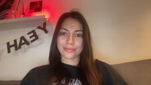 Little Devil online show from 10, 11, 2025