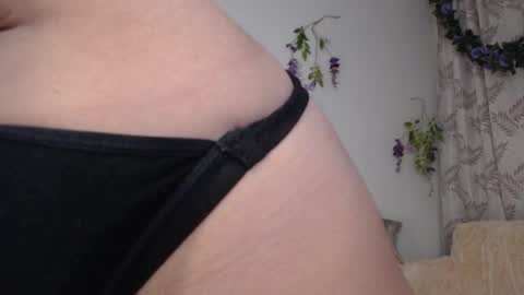 valquiria_sirgun online show from 3, 2, 2025