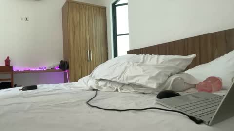 valure_lera online show from 22, 10, 2025