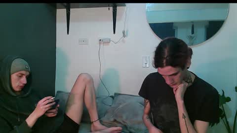 Vamp Noah and Dan online show from 5, 2, 2025