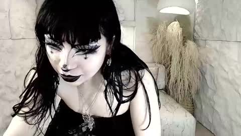 Snapshot of vampkitty_r chatting on 10, 2, 2026 vampkitty_r online show from 10, 2, 2026