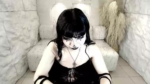 Snapshot of vampkitty_r chatting on 11, 2, 2026 vampkitty_r online show from 11, 2, 2026