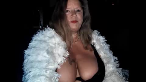 vampwoman online show from 25, 2, 2025