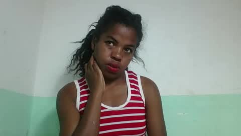 Snapshot of vanafiry chatting on 8, 2, 2025 vanafiry online show from 8, 2, 2025