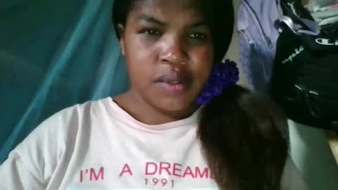 Snapshot of vanafiry chatting on 4, 11, 2025 vanafiry online show from 4, 11, 2025