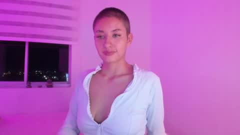 Snapshot of vandalovee chatting on 30, 6, 2026 Babi Alu online show from 30, 6, 2026