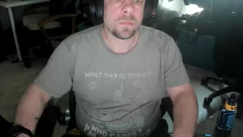 Snapshot of vandonh chatting on 22, 10, 2025 vandonh online show from 22, 10, 2025