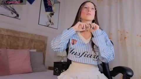 vane_coral online show from 9, 7, 2026