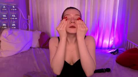 Snapshot of vanessa__lui chatting on 21, 4, 2026 Vanessa online show from 21, 4, 2026