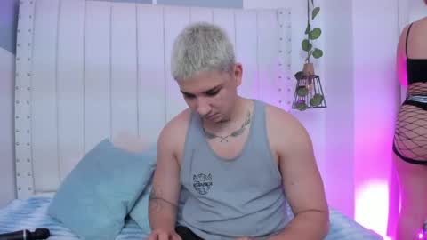 vanessa and sebas online show from 13, 4, 2026