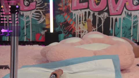 Snapshot of vanessa_love chatting on 7, 1, 2025 Vanessa online show from 7, 1, 2025