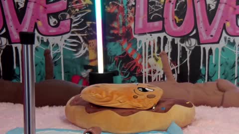 Snapshot of vanessa_love chatting on 5, 2, 2025 Vanessa online show from 5, 2, 2025