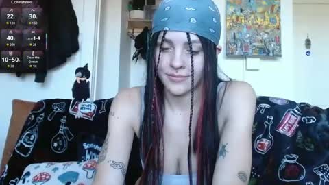 Snapshot of vanessaandadam chatting on 26, 10, 2025 vanessaandadam online show from 26, 10, 2025