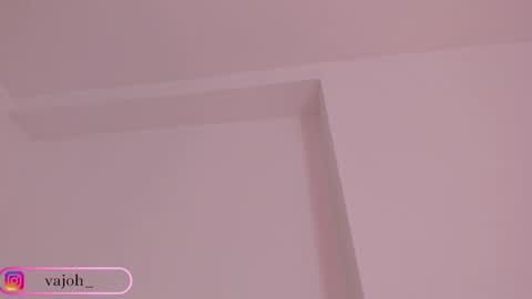 Snapshot of vanessajohnsonn chatting on 6, 2, 2026 vanessajohnsonn online show from 6, 2, 2026