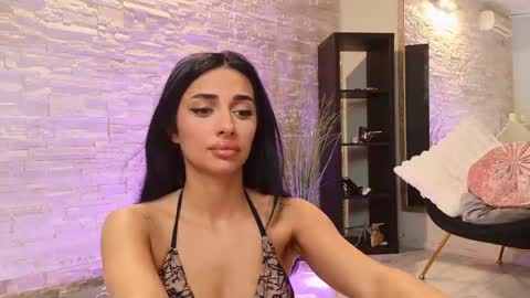 Vanessa online show from 4, 6, 2026