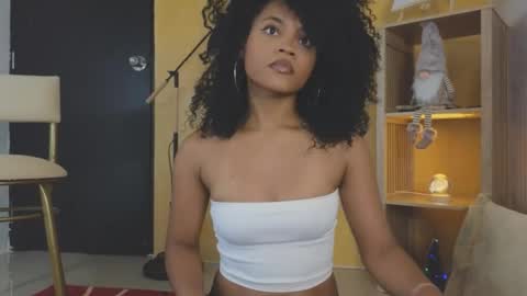 Snapshot of vanestrauss chatting on 1, 12, 2025 New account follow me online show from 1, 12, 2025