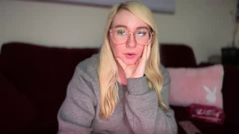 vanillapuddingpie online show from 20, 2, 2025