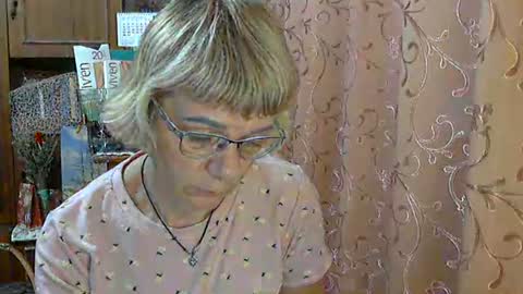 Vanillaxcreamy online show from 6, 12, 2024