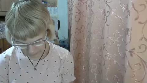 Vanillaxcreamy online show from 11, 12, 2024