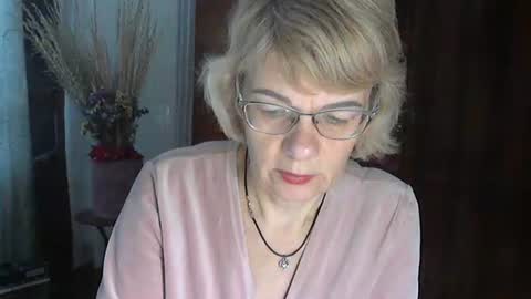 Vanillaxcreamy online show from 24, 1, 2025
