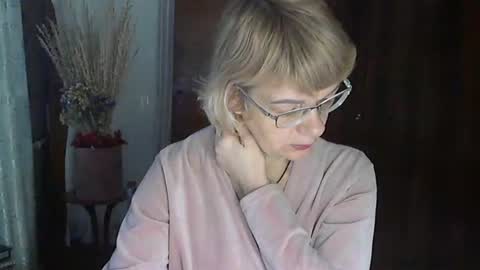 Vanillaxcreamy online show from 27, 1, 2025