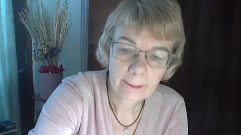 Vanillaxcreamy online show from 2, 2, 2025