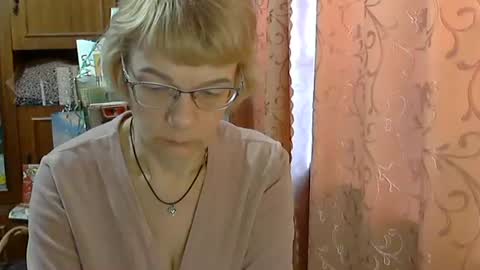 Vanillaxcreamy online show from 14, 2, 2025