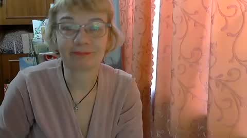 Vanillaxcreamy online show from 15, 2, 2025